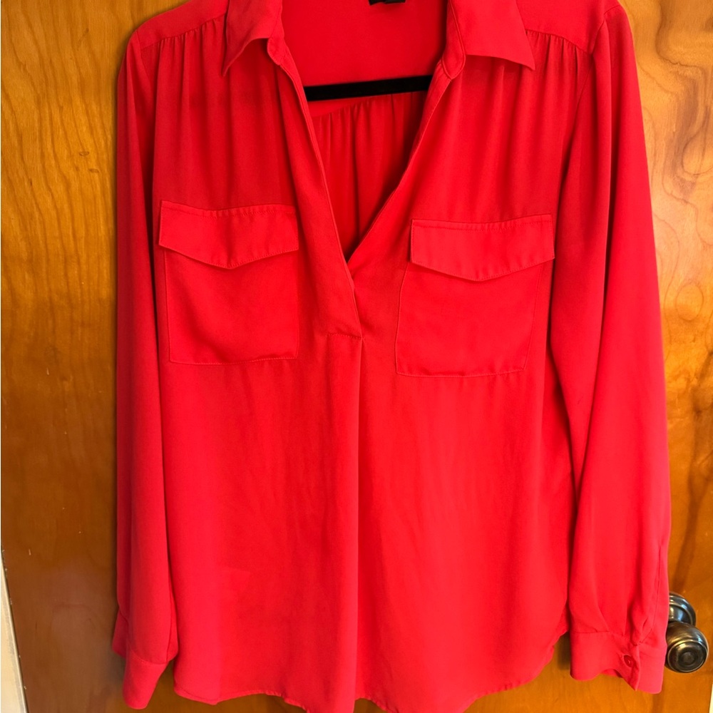 ✨Ann Taylor Vibrant Red Blouse, Medium, EUC